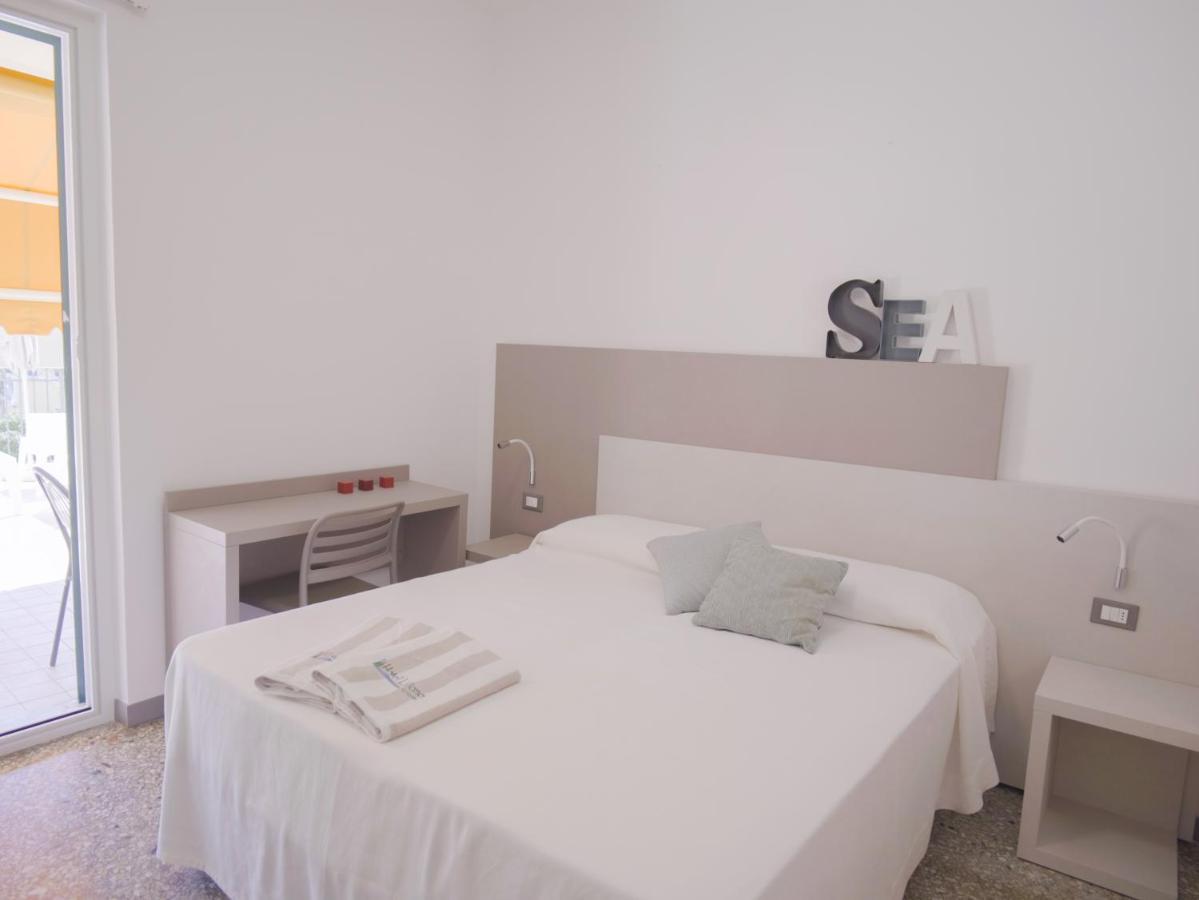 Hotel Liliana Varigotti Esterno foto