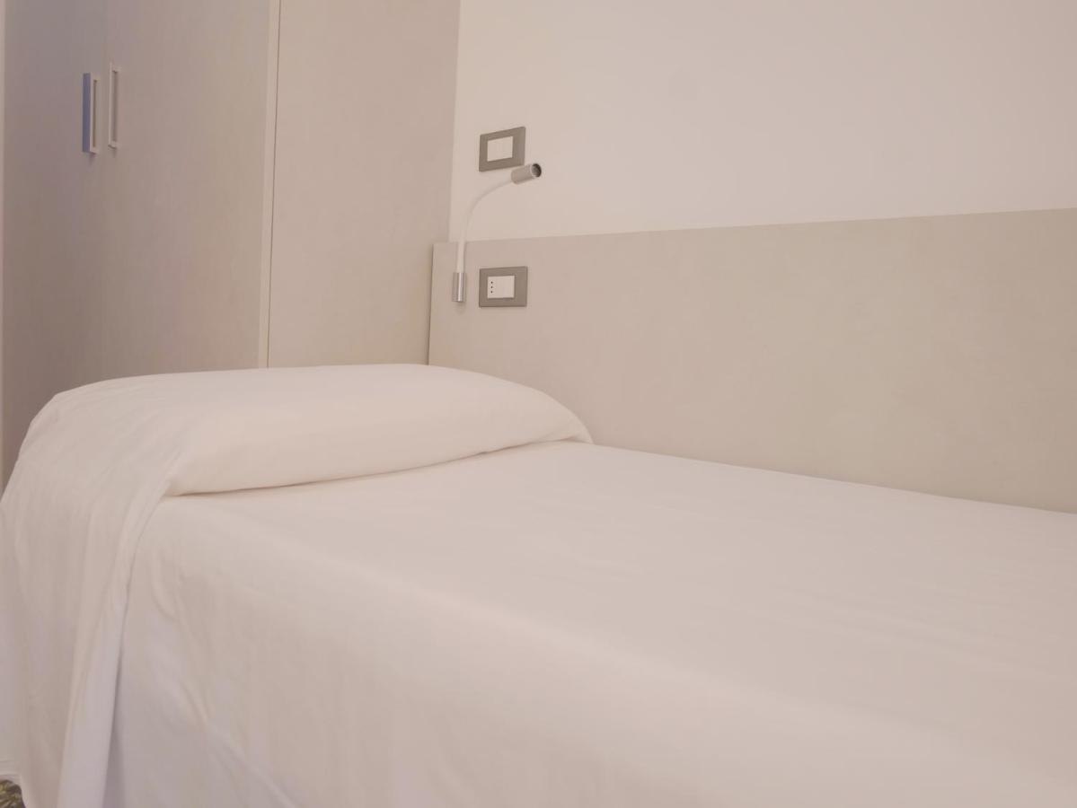 Hotel Liliana Varigotti Esterno foto