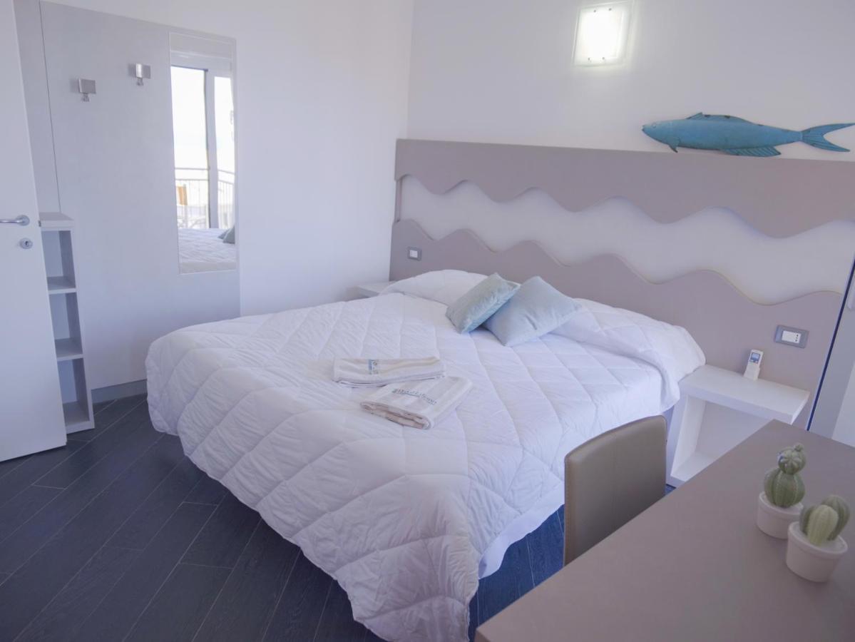 Hotel Liliana Varigotti Esterno foto