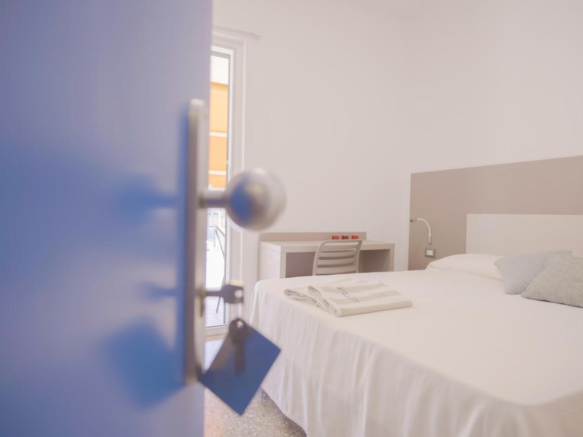 Hotel Liliana Varigotti Esterno foto
