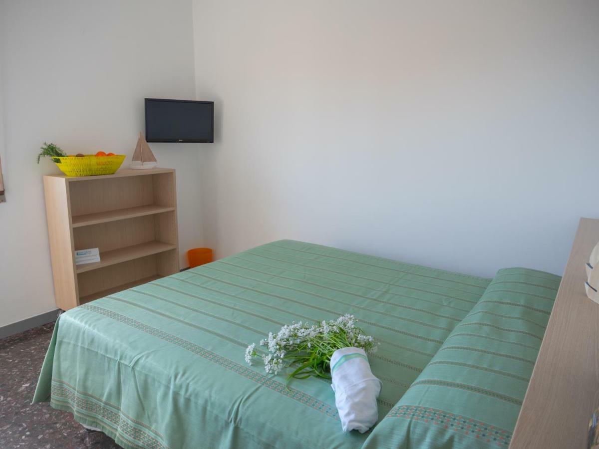 Hotel Liliana Varigotti Esterno foto