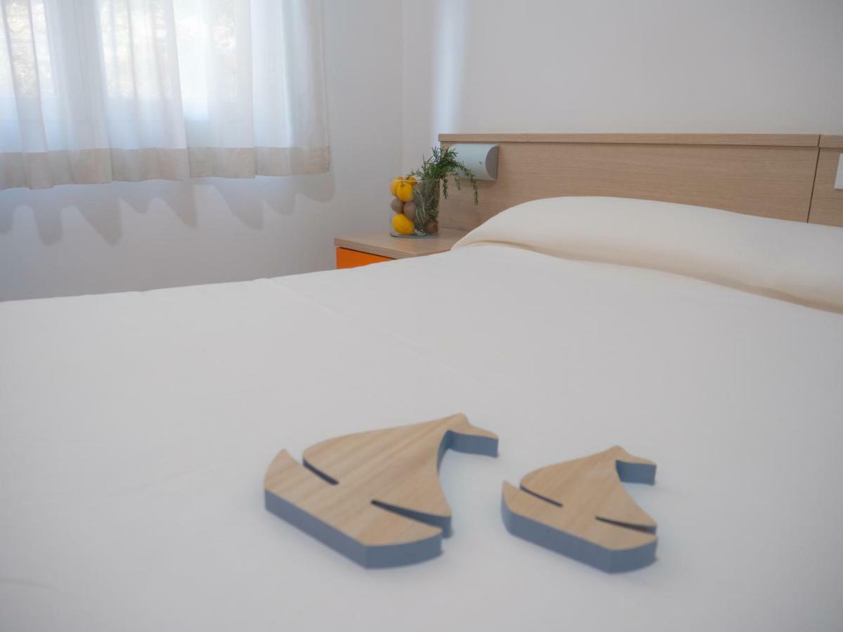Hotel Liliana Varigotti Esterno foto