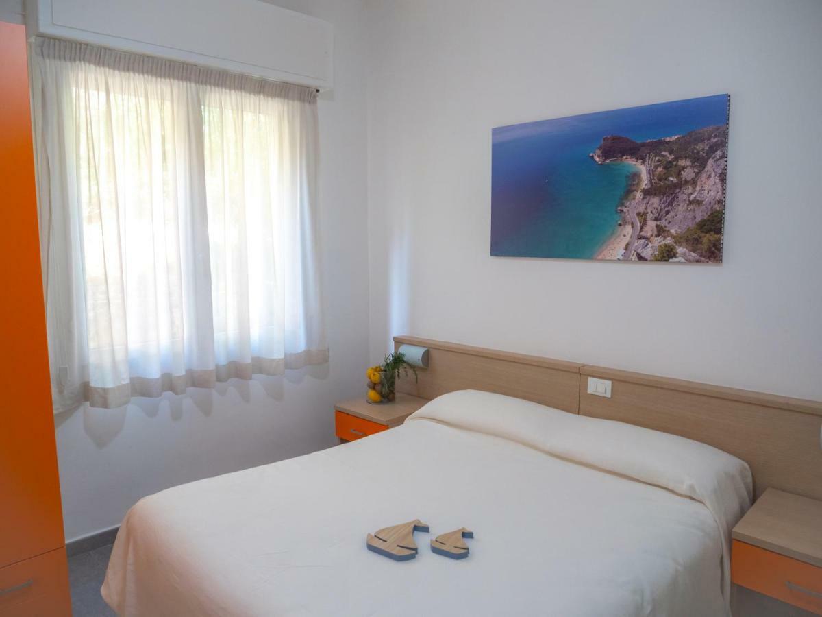 Hotel Liliana Varigotti Esterno foto