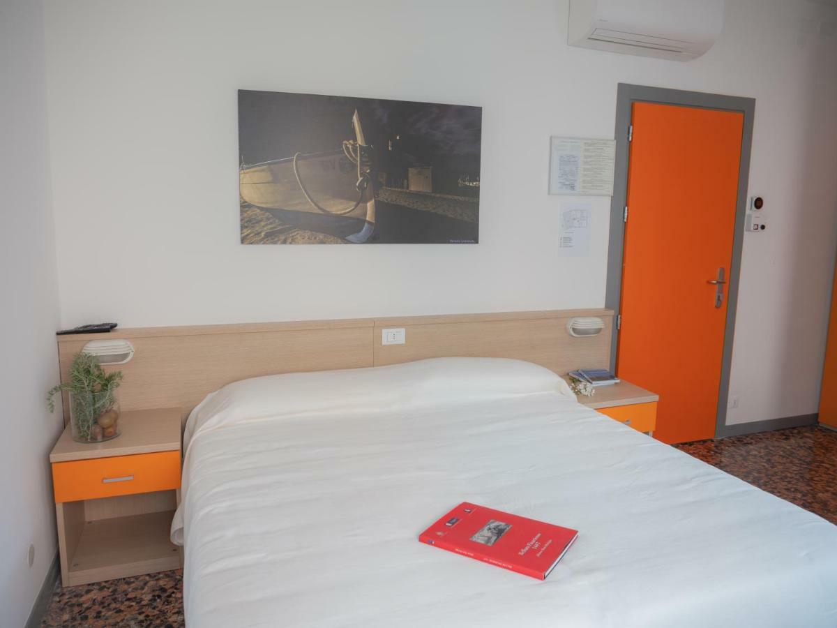 Hotel Liliana Varigotti Esterno foto